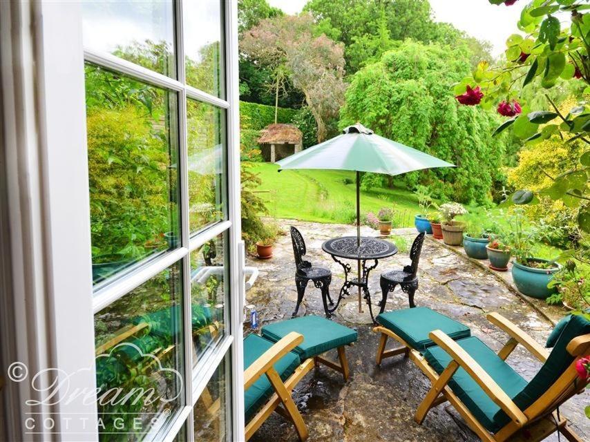 Sixpenny Cottage Upwey ภายนอก รูปภาพ