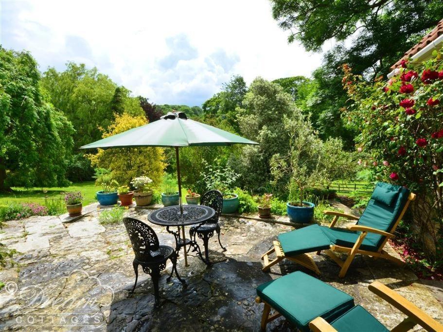 Sixpenny Cottage Upwey ภายนอก รูปภาพ